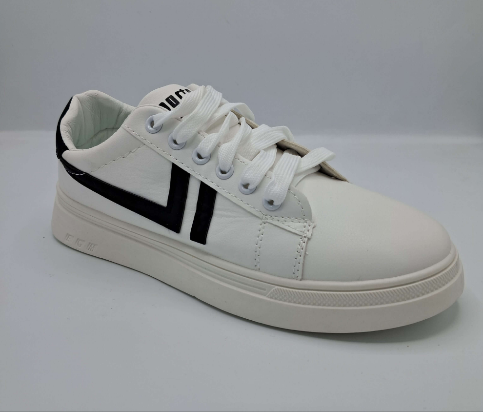 صولد هبال (chaussure blanche)